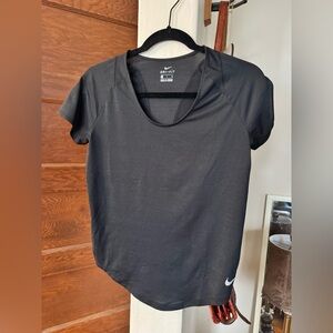 Nike Women's Black Short Sleeve Tee